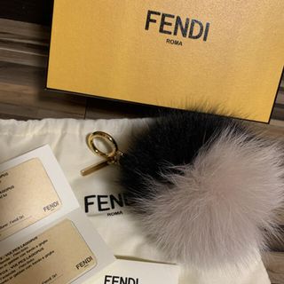 フェンディ(FENDI)のFENDI ファーチャーム　キーホルダー(チャーム)