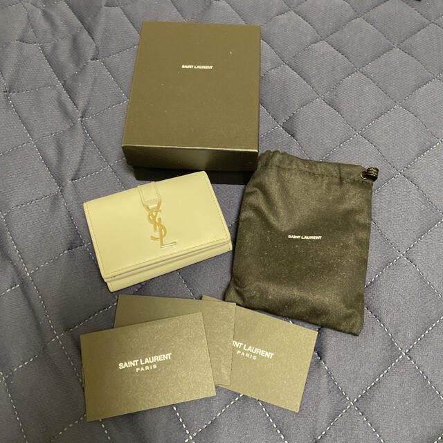 Saint Laurent(サンローラン)のサンローラン パリ モノグラム タイニーウォレット YSLライン 三つ折り財布 レディースのファッション小物(財布)の商品写真