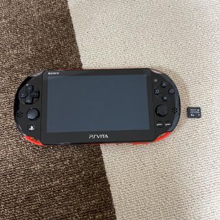 プレイステーションヴィータ(PlayStation Vita)のPlayStation Vita Wi-Fiモデル レッド/ブラック(携帯用ゲーム機本体)