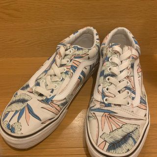 ヴァンズ(VANS)のVANS オールドスクール　ローカット 花柄 南国 トロピカル(スニーカー)