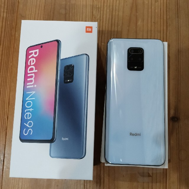 Redmi Note 9S  ホワイト　SIMフリー スマホ/家電/カメラのスマートフォン/携帯電話(スマートフォン本体)の商品写真