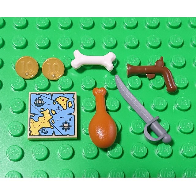 Lego(レゴ)の【新品】LEGO 海賊パイレーツ《Ａ》 レゴ ミニフィグアイテム エンタメ/ホビーのエンタメ その他(その他)の商品写真