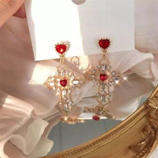 十字架 クロス ビジューピアス RED(アクセサリー)