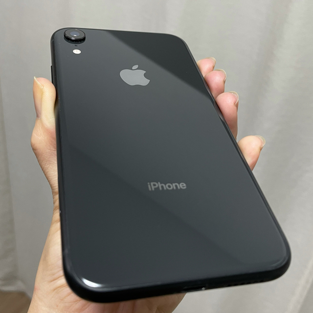 Apple(アップル)の【まっすん様専用】iPhoneXR 64GB ☆おまけ有り☆ スマホ/家電/カメラのスマートフォン/携帯電話(スマートフォン本体)の商品写真