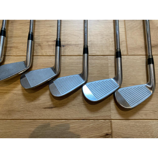 TaylorMade(テーラーメイド)のテーラーメイド　r7 FORGED アイアンセット　3番〜P スポーツ/アウトドアのゴルフ(クラブ)の商品写真