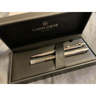 カランダッシュ(CARAN d'ACHE)の【美品】カランダッシュ ボールペン 替芯付き(ペン/マーカー)