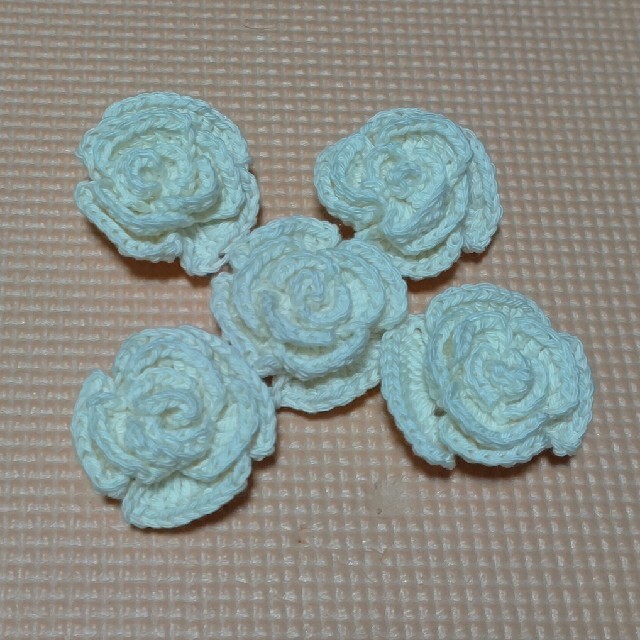 かぎ針編み バラ 白 5個セット