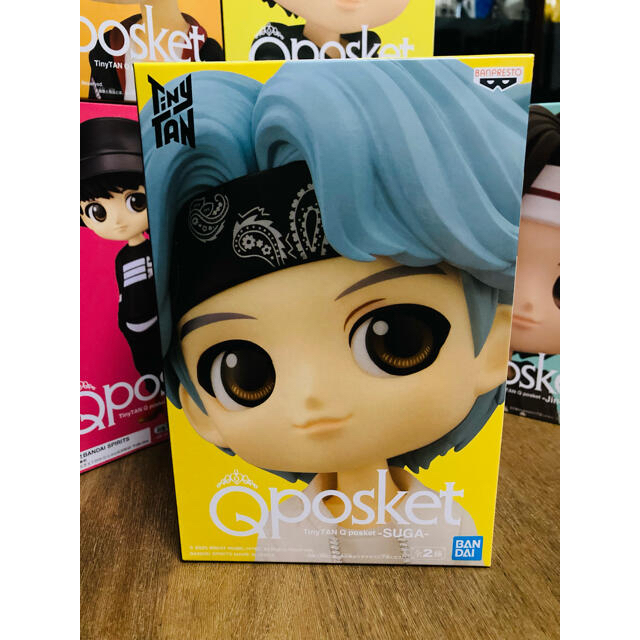 防弾少年団(BTS)(ボウダンショウネンダン)の【新品・未開封品】BTS SUGA Qposket フィギュア Aカラー エンタメ/ホビーのおもちゃ/ぬいぐるみ(キャラクターグッズ)の商品写真