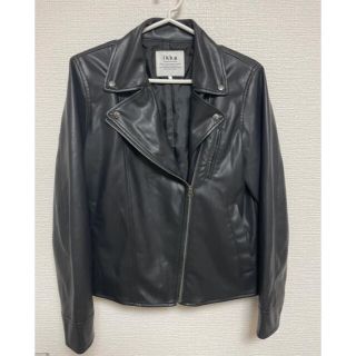 イッカ(ikka)の美品　IKKA ライダースジャケット(ライダースジャケット)