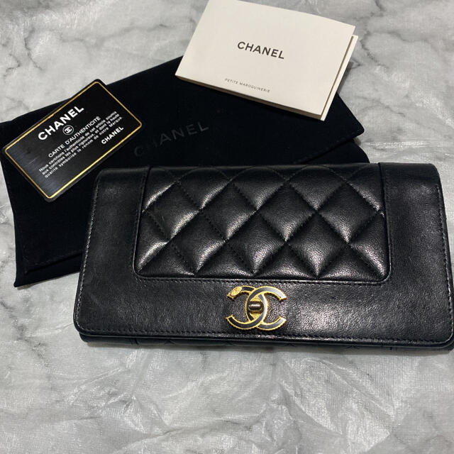 CHANEL(シャネル)のシャネル　マドモアゼル 長財布 レディースのファッション小物(財布)の商品写真