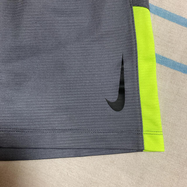 NIKE(ナイキ)の専用の為他の方はご遠慮ください。NIKEハーフパンツ　150 キッズ/ベビー/マタニティのキッズ服女の子用(90cm~)(パンツ/スパッツ)の商品写真