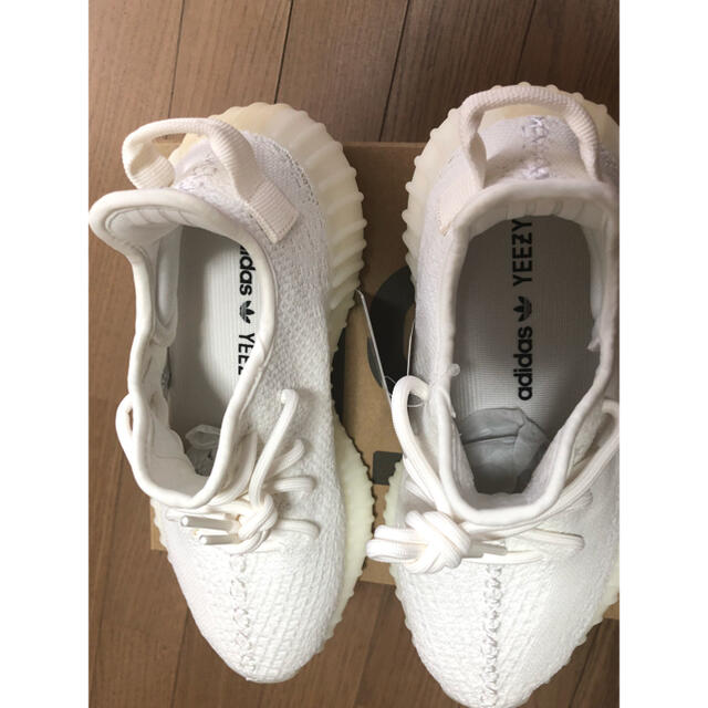 adidas(アディダス)のADIDAS YEEZY BOOST 350 V2 CREAM WHITE メンズの靴/シューズ(スニーカー)の商品写真