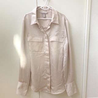 エイチアンドエイチ(H&H)のH&M サテンシャツ　上品　ベージュシャツ(シャツ/ブラウス(長袖/七分))