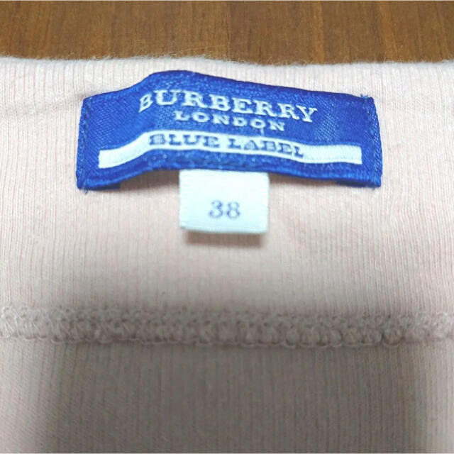 BURBERRY BLUE LABEL(バーバリーブルーレーベル)のバーバリー ブルーレーベル ロゴ刺繍 ビックロゴ タンクトップ　M レディースのトップス(タンクトップ)の商品写真