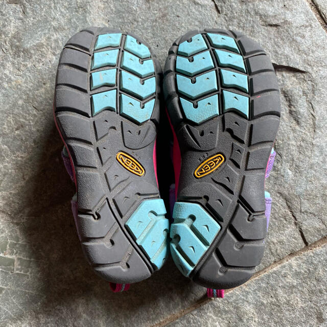 KEEN キーン サンダル　18.5cm パープル　紫 キッズ/ベビー/マタニティのキッズ靴/シューズ(15cm~)(サンダル)の商品写真