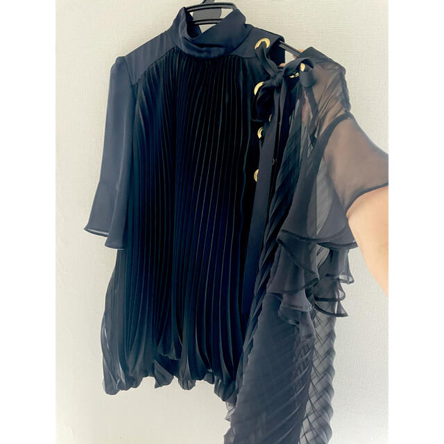 sacai(サカイ)の【極美品】sacai サカイ アシンメトリートップス 2 レディースのトップス(シャツ/ブラウス(長袖/七分))の商品写真