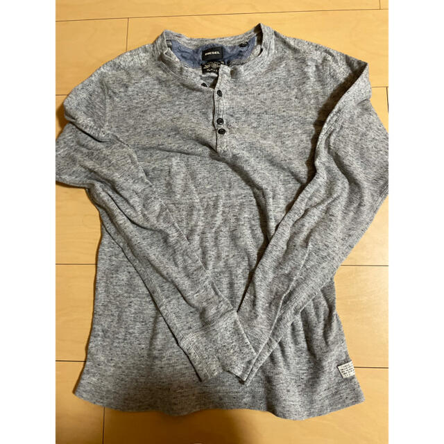 DIESEL(ディーゼル)のディーゼル　トップス メンズのトップス(Tシャツ/カットソー(七分/長袖))の商品写真