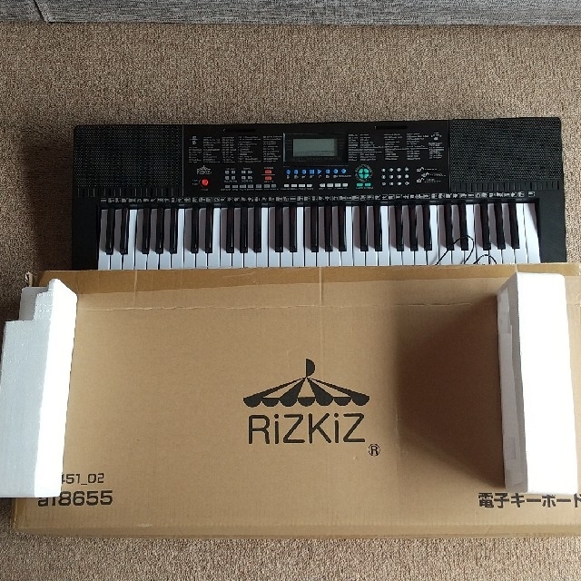 RiZKiZ 　リズキズ　電子キーボード　電子ピアノ　 61鍵盤  楽器の鍵盤楽器(電子ピアノ)の商品写真