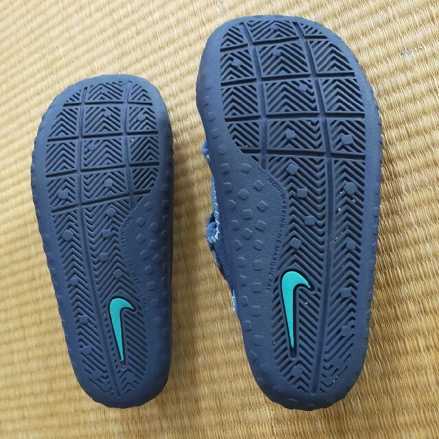 NIKE(ナイキ)のナイキ　サンダル　キッズ　15センチ キッズ/ベビー/マタニティのキッズ靴/シューズ(15cm~)(サンダル)の商品写真