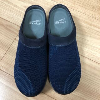 ダンスコ(dansko)の⭐️あめ様専用⭐️《未使用 箱なし》dansko Sondra ネイビー (サンダル)