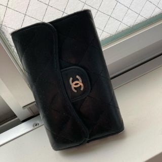 シャネル(CHANEL)の【専用】CHANEL スマホケース　(iPhoneケース)