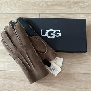 アグ(UGG)の新品未使用品　UGG 手袋　極暖柔らか本革　敬老の日プレゼント(手袋)