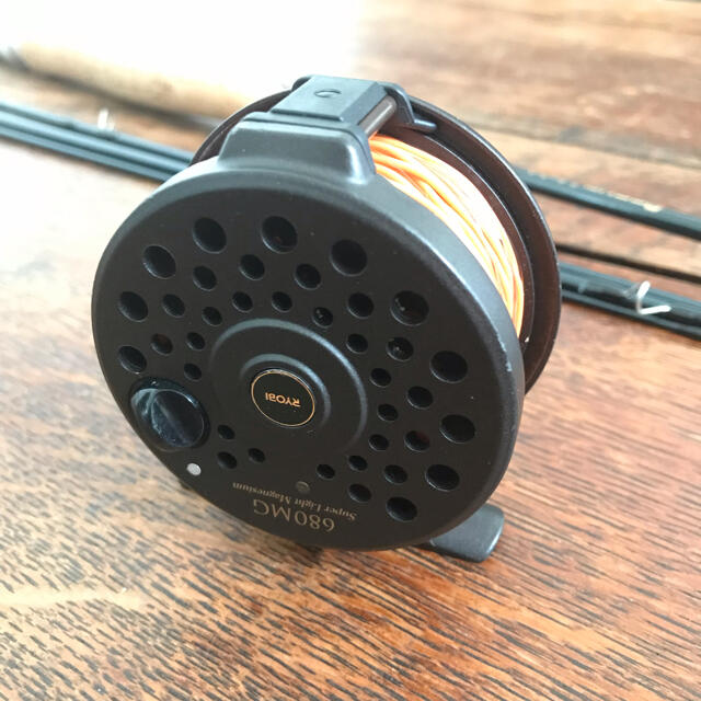 RYOBI - フライフィッシングリール RYOBI 680MGの通販 by RYOBI - フライフィッシングリール RYOBI 680MGの通販 by
