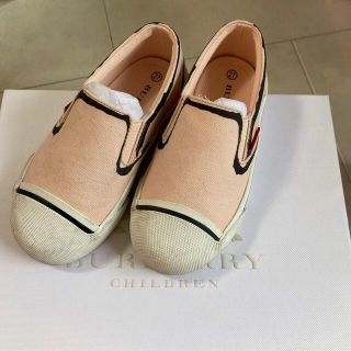 バーバリー(BURBERRY)のバーバリー　17cm キッズ　スニーカー　スリッポン　(スリッポン)