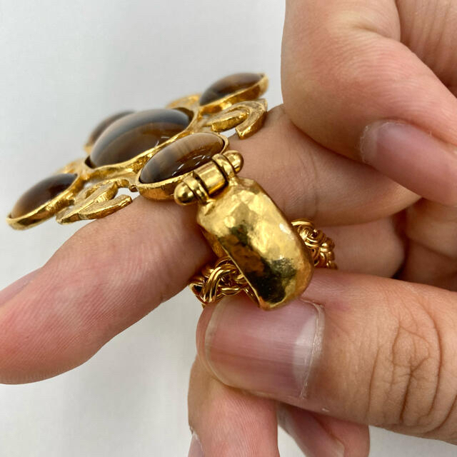 CHANEL 超希少!
!
CHANELヴィンテージタイガーアイネックレスの通販 by 葉っぱ+shop|シャネルならラクマ - 通販NEW