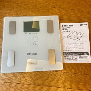 オムロン(OMRON)のオムロン　体重計　HBF-214 体組成計 カラダスキャン ホワイト　omron(体重計/体脂肪計)