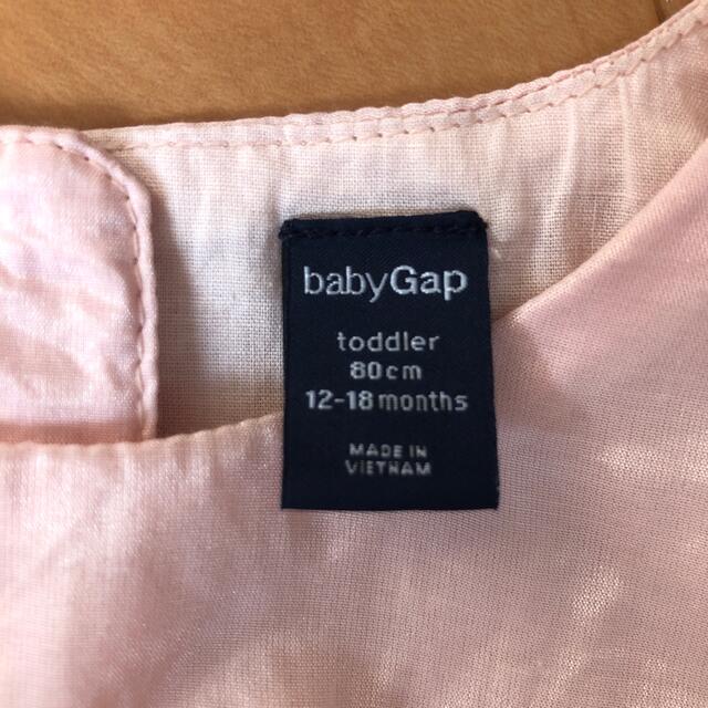 babyGAP(ベビーギャップ)のベビードレス　80サイズ　babyGap おまけつき キッズ/ベビー/マタニティのベビー服(~85cm)(ワンピース)の商品写真