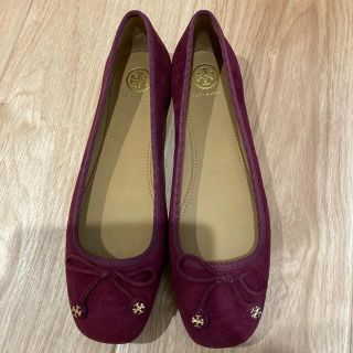 トリーバーチ(Tory Burch)のトリバーチ　バレーシューズ　25.5 スエード　ワインレッド(バレエシューズ)