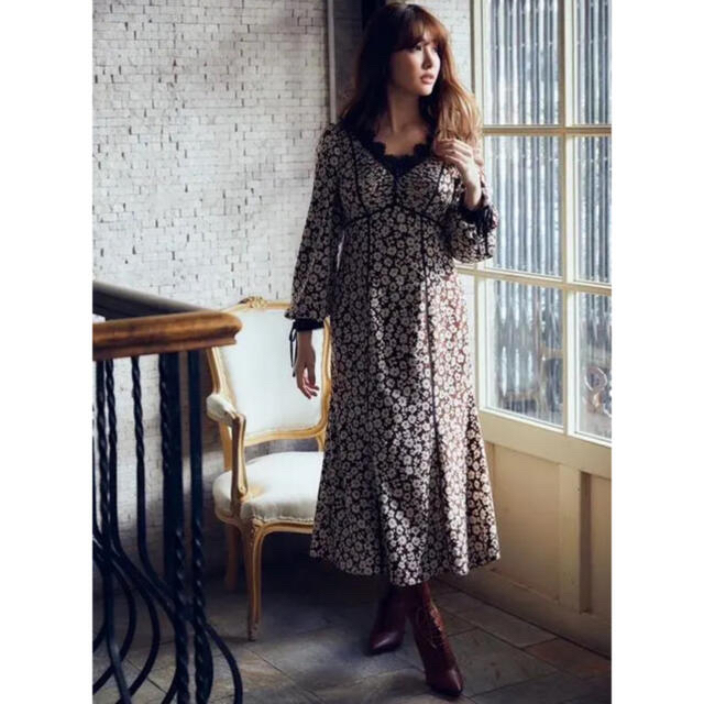 Her lip to - herlipto Floral Print Lace Trimmed Dressの通販 by