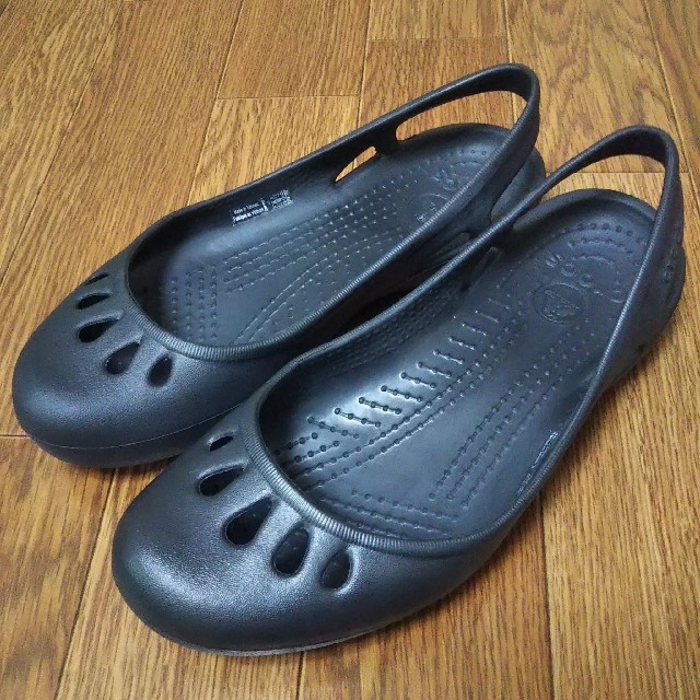 crocs(クロックス)のcrocs marinedi black W5 レディースの靴/シューズ(ハイヒール/パンプス)の商品写真