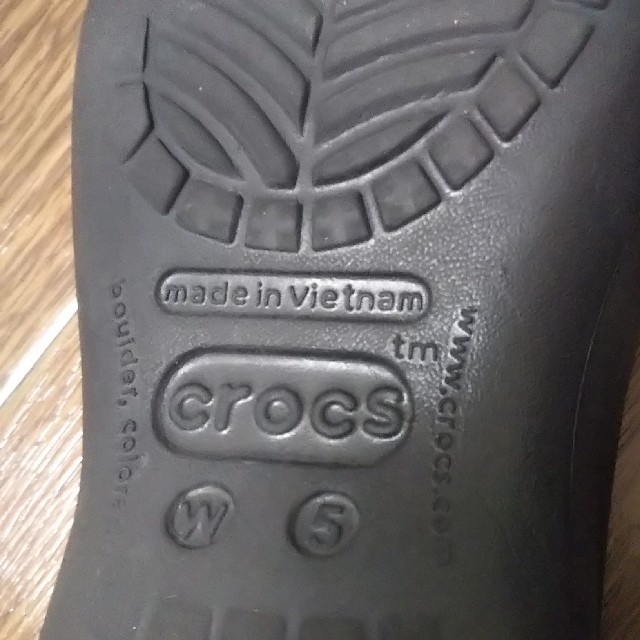 crocs(クロックス)のcrocs marinedi black W5 レディースの靴/シューズ(ハイヒール/パンプス)の商品写真