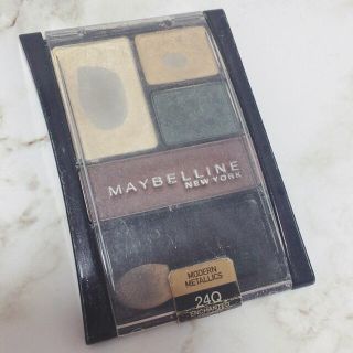 メイベリン(MAYBELLINE)の【メイベリン】アイシャドウパレット チップ付き(アイシャドウ)