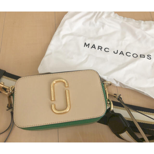 MARC JACOBS(マークジェイコブス)のマークジェイコブス  スナップショット レディースのバッグ(ショルダーバッグ)の商品写真