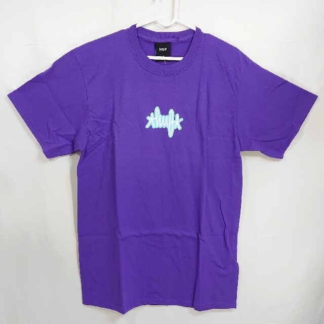 HUF(ハフ)の【M】HUF ハフ/半袖Tシャツ/LANDMARK LOGO/パープル メンズのトップス(Tシャツ/カットソー(半袖/袖なし))の商品写真