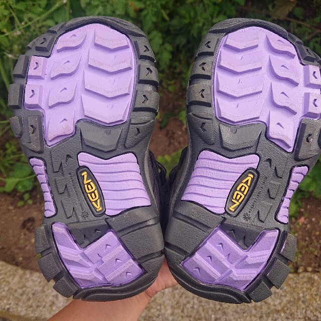 KEEN(キーン)のKEEN キッズ スノーブーツ 16cm キッズ/ベビー/マタニティのキッズ靴/シューズ(15cm~)(ブーツ)の商品写真