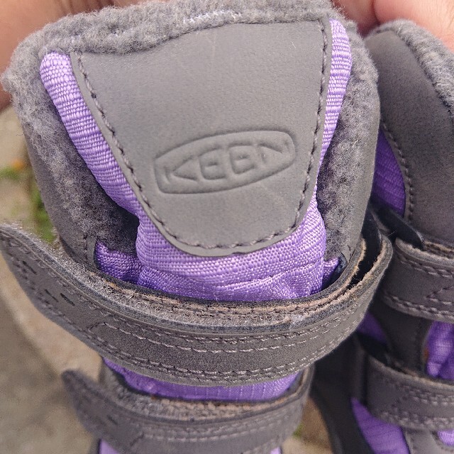 KEEN(キーン)のKEEN キッズ スノーブーツ 16cm キッズ/ベビー/マタニティのキッズ靴/シューズ(15cm~)(ブーツ)の商品写真