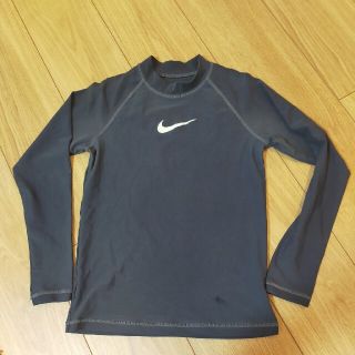 ナイキ(NIKE)のナイキ  ラッシュガード 140cm(水着)