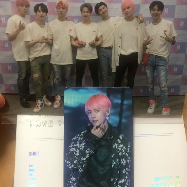 LOVEYOURSELF BTS WORLD TOUR SEOUL  テテ エンタメ/ホビーのCD(K-POP/アジア)の商品写真