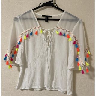 フォーエバートゥエンティーワン(FOREVER 21)のForever21 トップス(カットソー(半袖/袖なし))