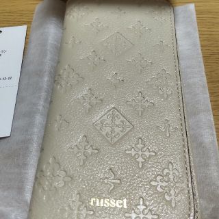 ラシット(Russet)の新品　ラシット　スマホケース　IVORY　russet　アイボリー(モバイルケース/カバー)