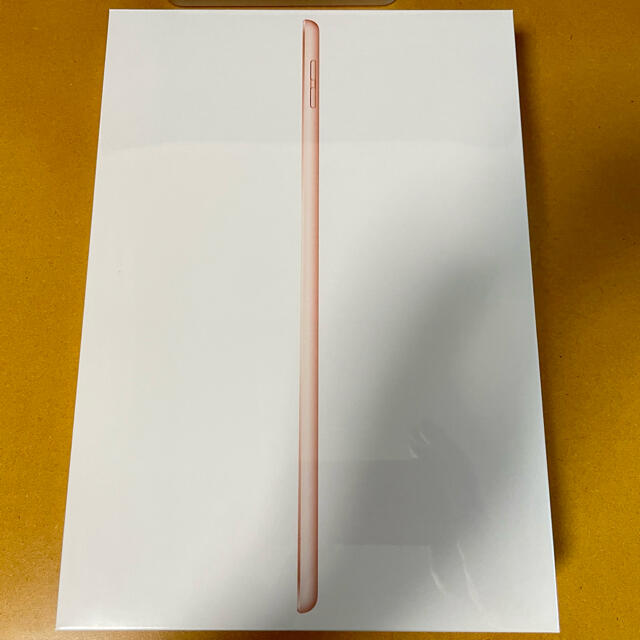 Apple iPad 第8世代 WiFiモデル 32GB ゴールド　新品未開封