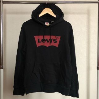 リーバイス(Levi's)の古着　リーバイス　デカロゴ　パーカー◇黒色◇Ｓサイズ◇Levi's◇M-0218(パーカー)