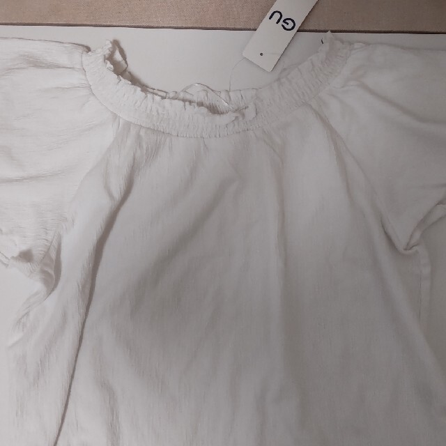 GU(ジーユー)のＴシャツ レディースのトップス(Tシャツ(半袖/袖なし))の商品写真