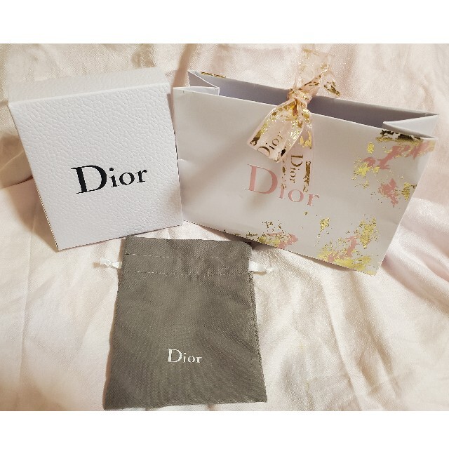Dior(ディオール)のDiorディオール　ショッパー　巾着　３点セット レディースのファッション小物(その他)の商品写真