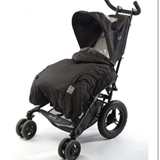 Ergobaby(エルゴベビー)のてみて様専用　ベビーホッパー　マルチプルカバー キッズ/ベビー/マタニティの外出/移動用品(抱っこひも/おんぶひも)の商品写真