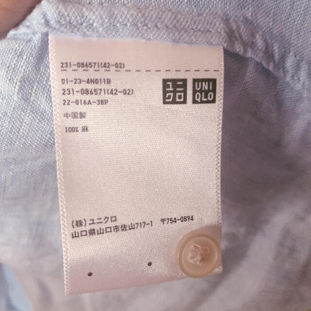 UNIQLO(ユニクロ)のユニクロ リネンシャツ　レディースSサイズ　水色 レディースのトップス(シャツ/ブラウス(長袖/七分))の商品写真